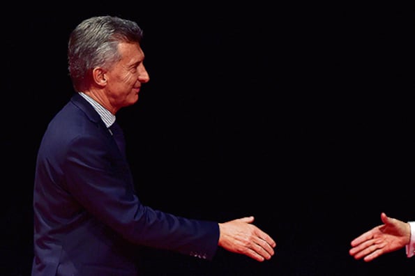 Macri y el ultraderechista Bolsonaro hablaron por teléfono después de la primera vuelta.