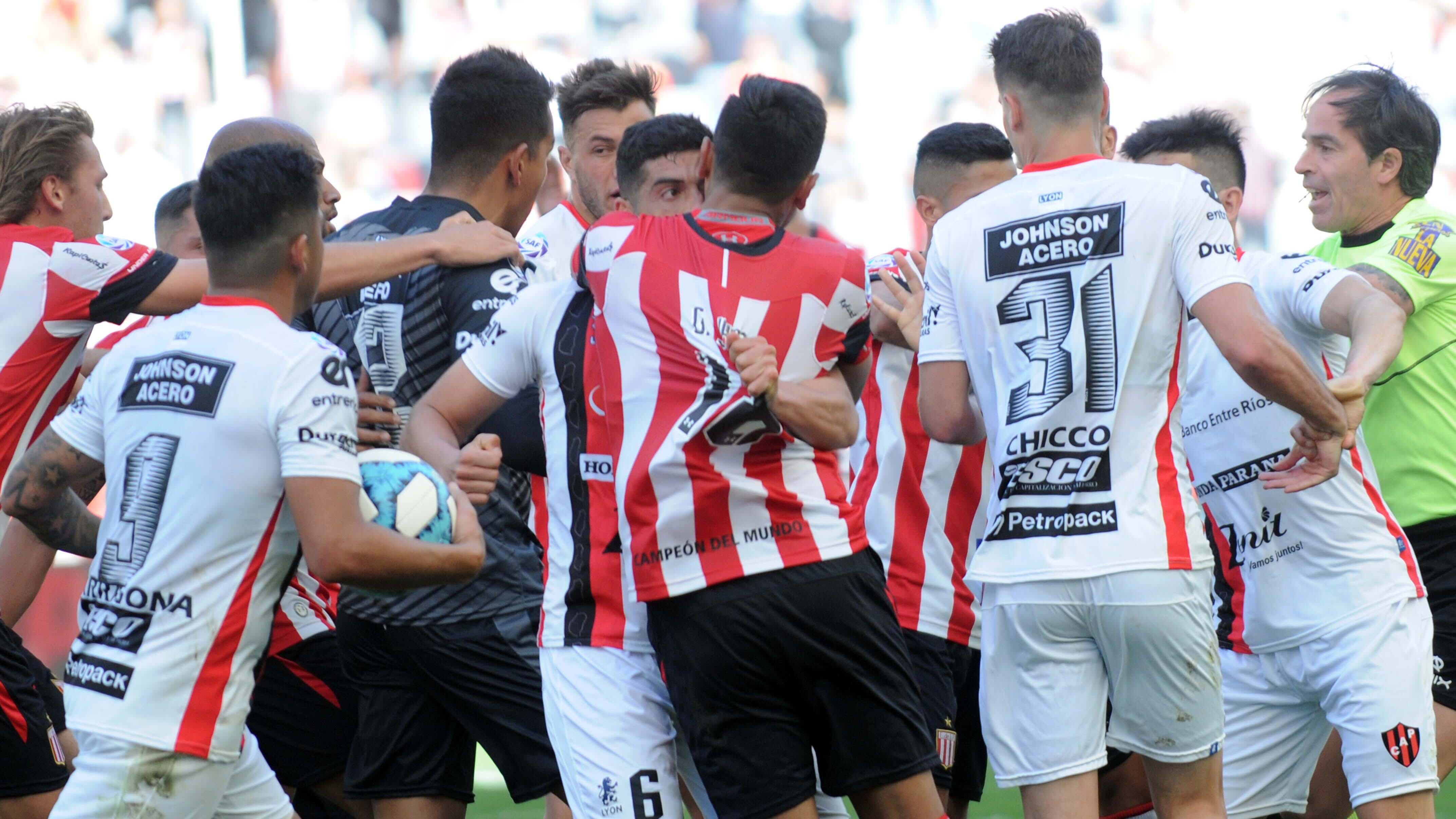 Tole tole en La Plata.