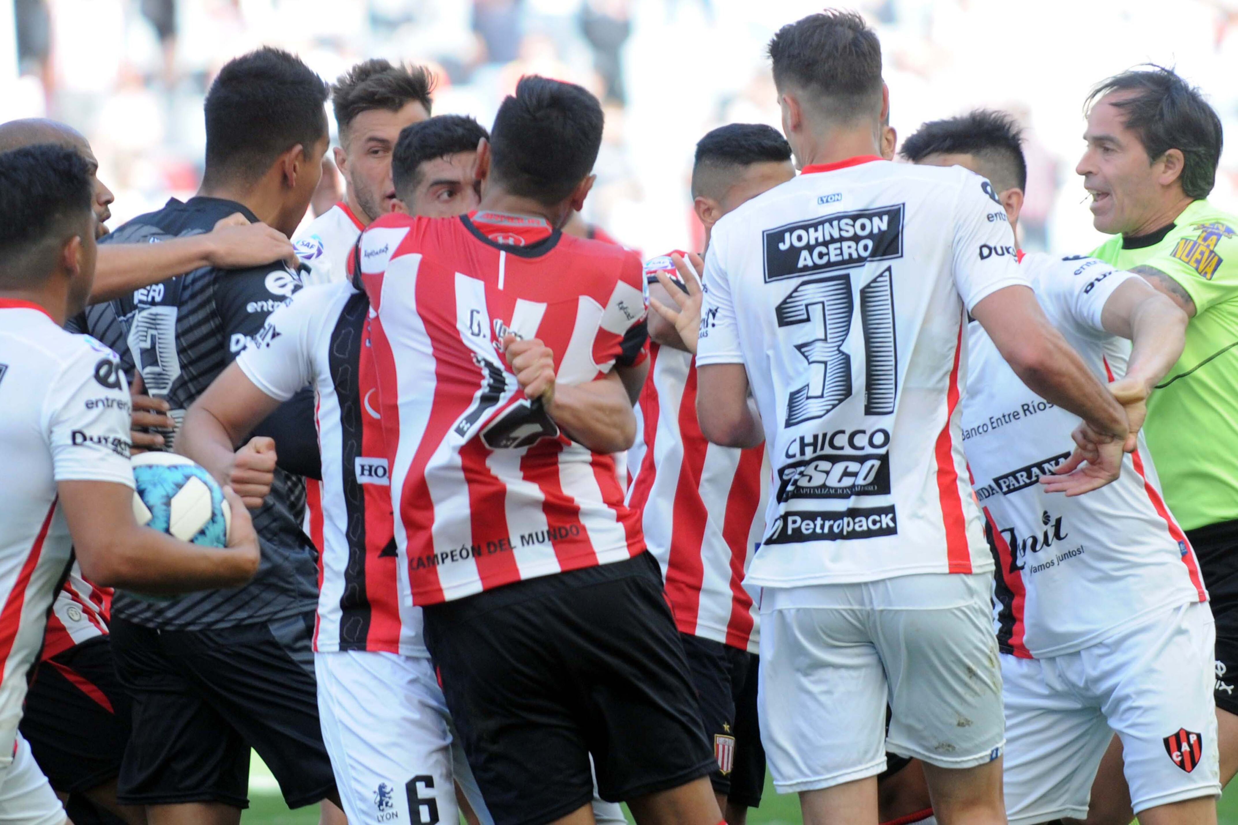 Tole tole en La Plata.