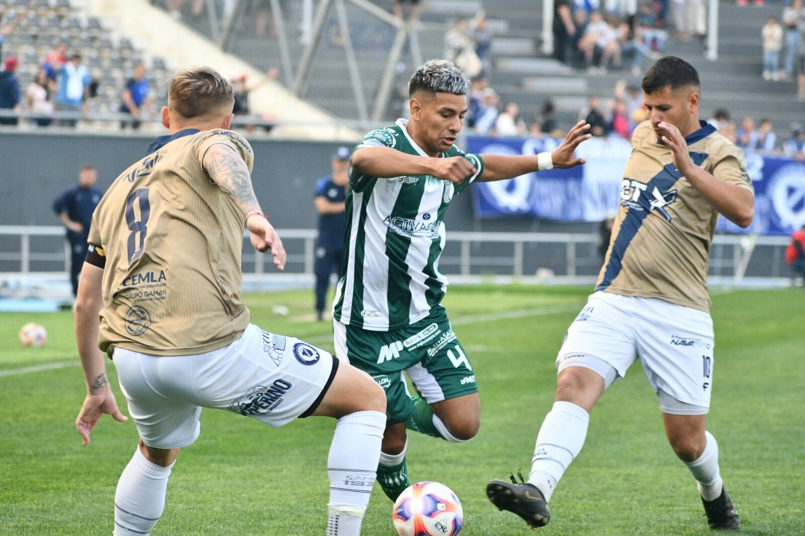 Excursio se impuso en La Plata y festejó el título.