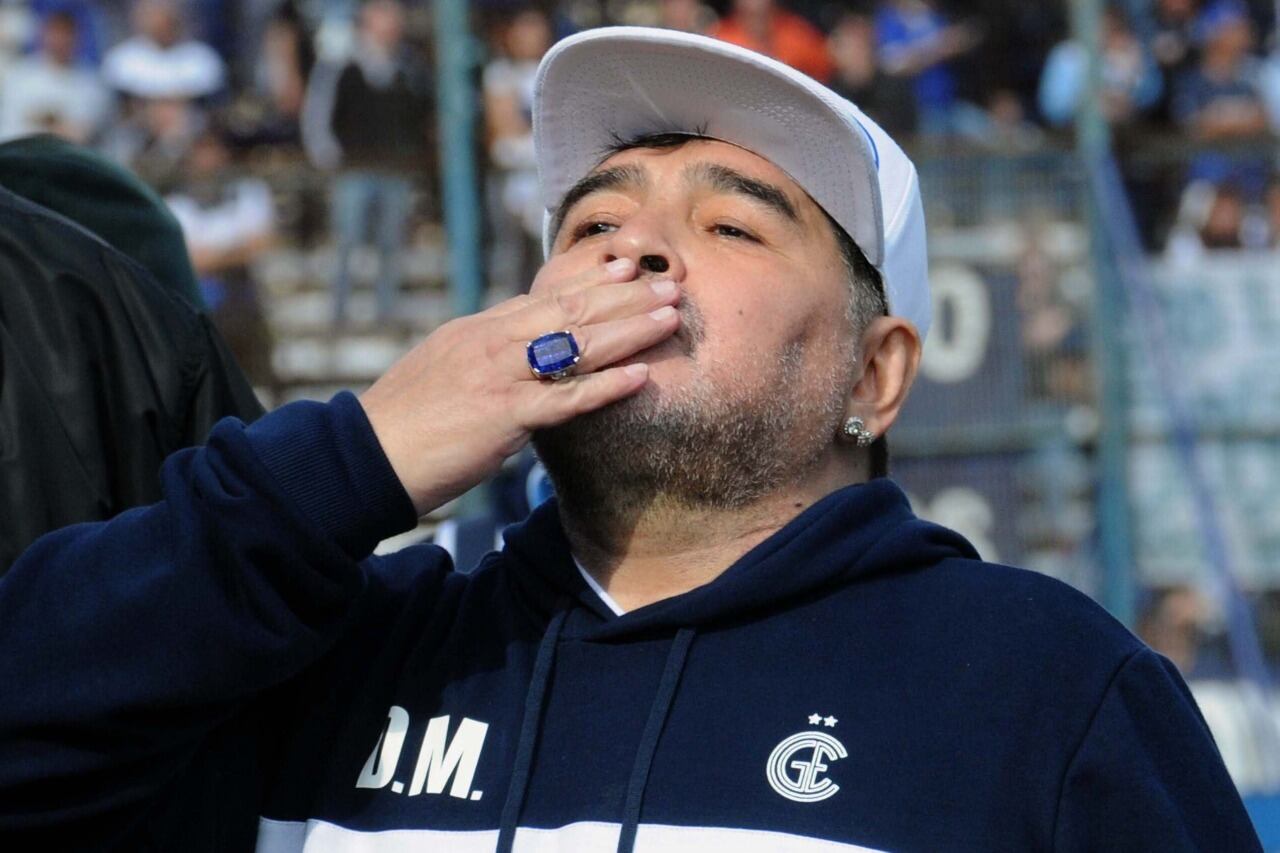 En su internación domiciliaria, Maradona tenía seguimiento de un médico de la  empresa Medidom.