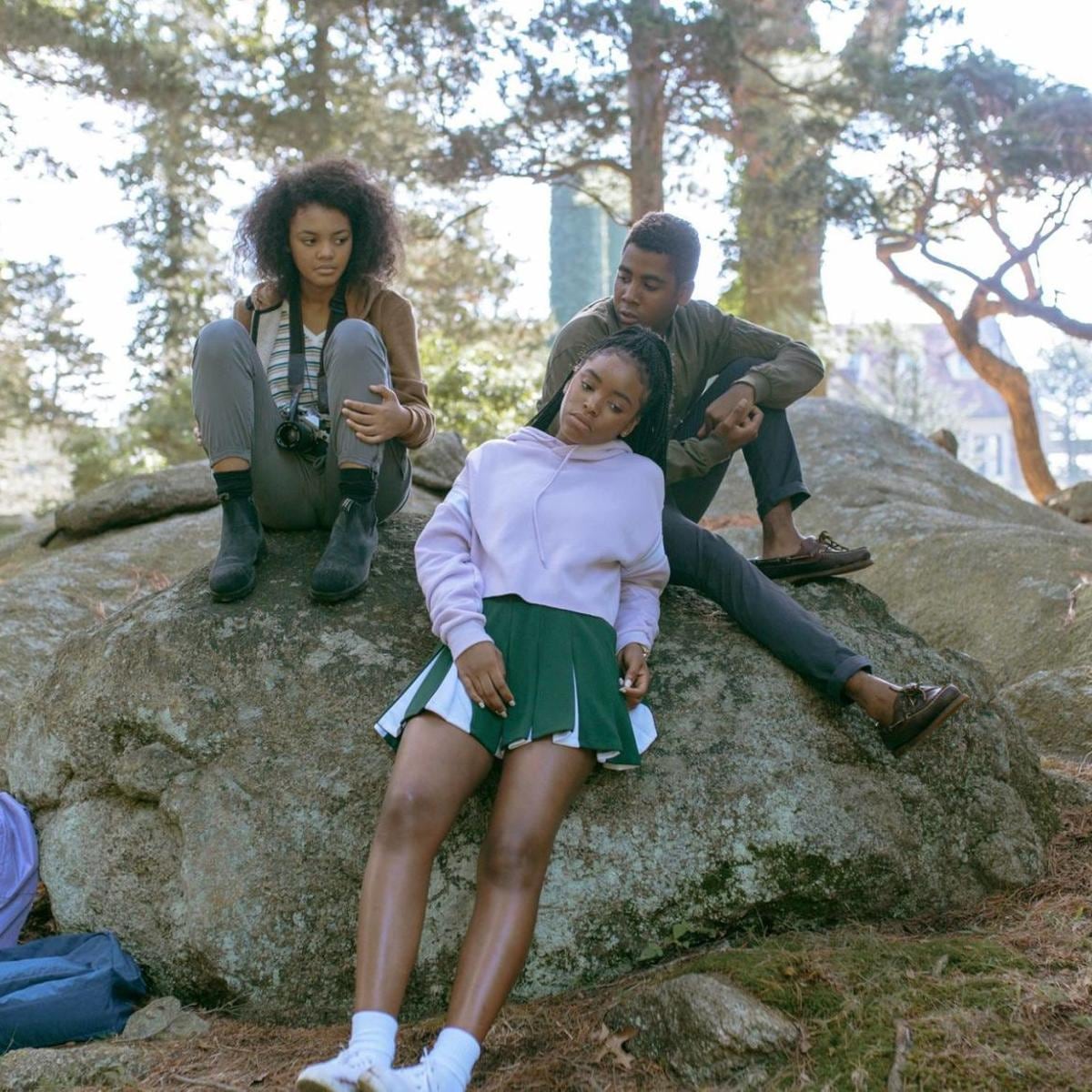 La líder de las Espadas es Selah, una chica afroamericana del último año.