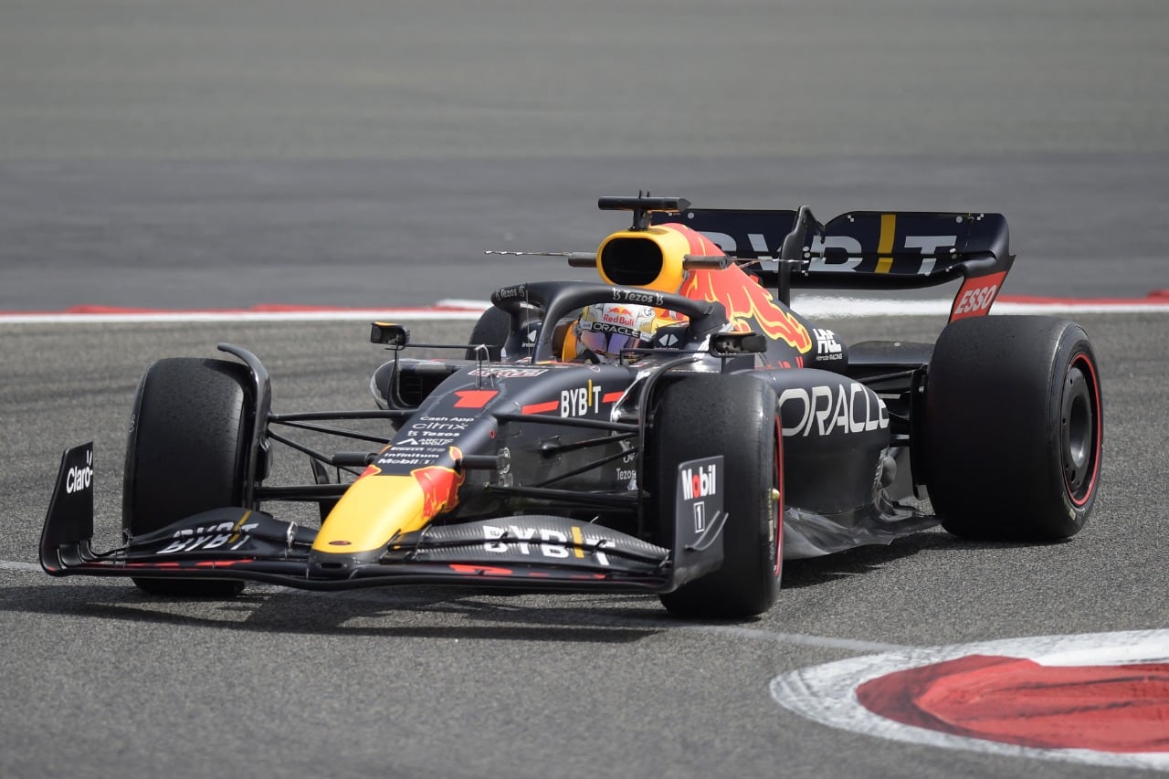 Max Verstappen prueba su Red Bull 2022.