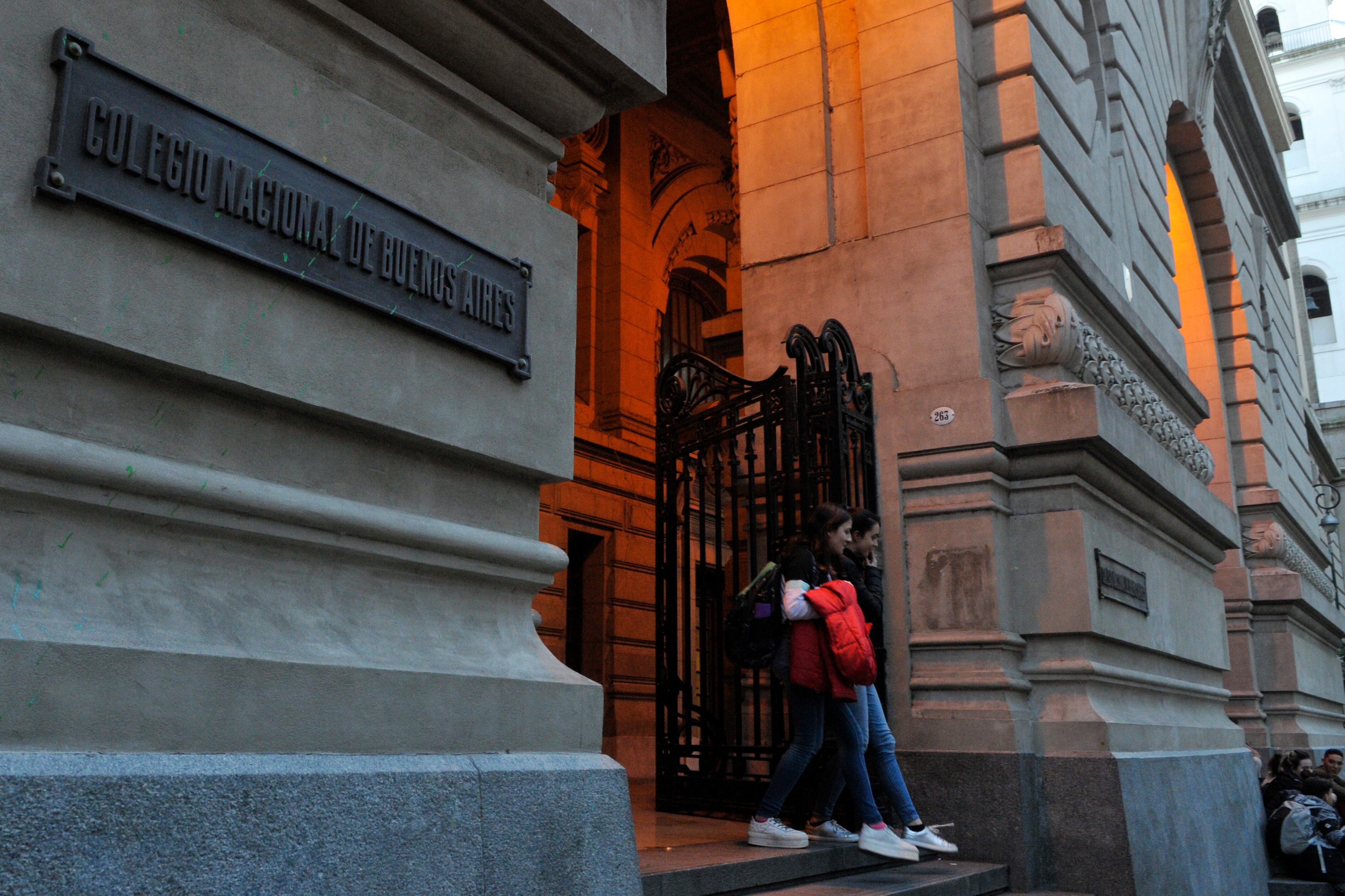 Los pilotos desconocieron el rol de la última dictadura en la charla en el Buenos Aires.