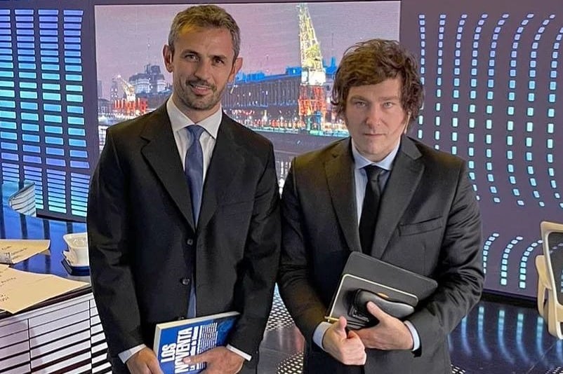 Milei le dio pulgar hacia arriba a Menem, desplazando otros candidatos a presidir el Parlamento como Randazzo o Ritondo.