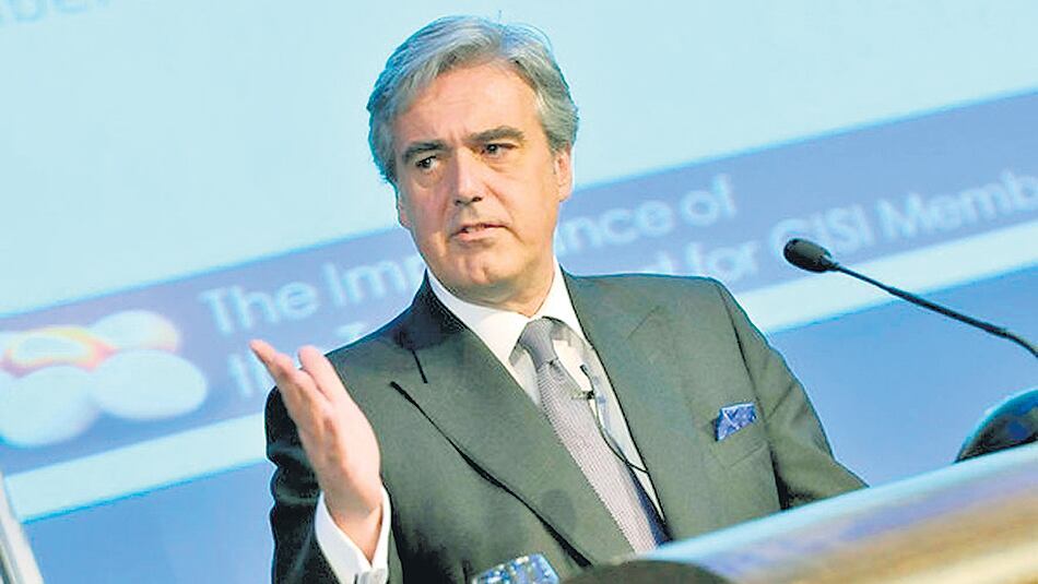 Garnier dijo que uno de los juguetes sexuales era para su esposa y el otro para una asistente.