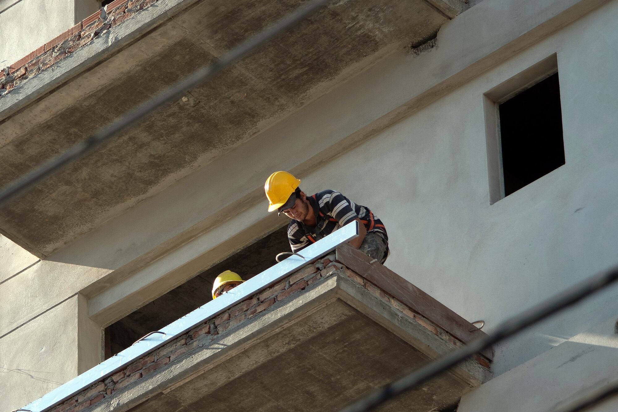 "Hace unos mese las obra están trabajando a menor ritmo".