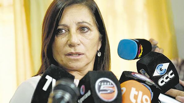 La fiscal Adriana Giannoni equiparó los derechos de la niña y los del feto.