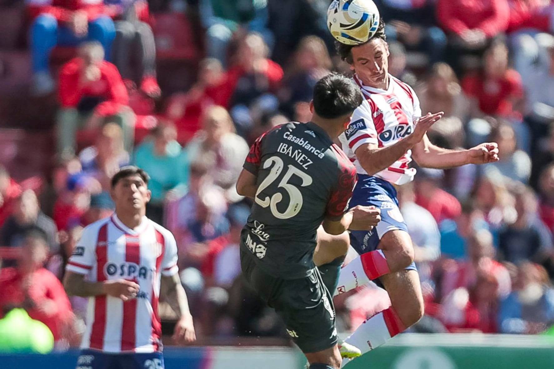 Unión y Huracán, tecero y segundo de la Zona A.