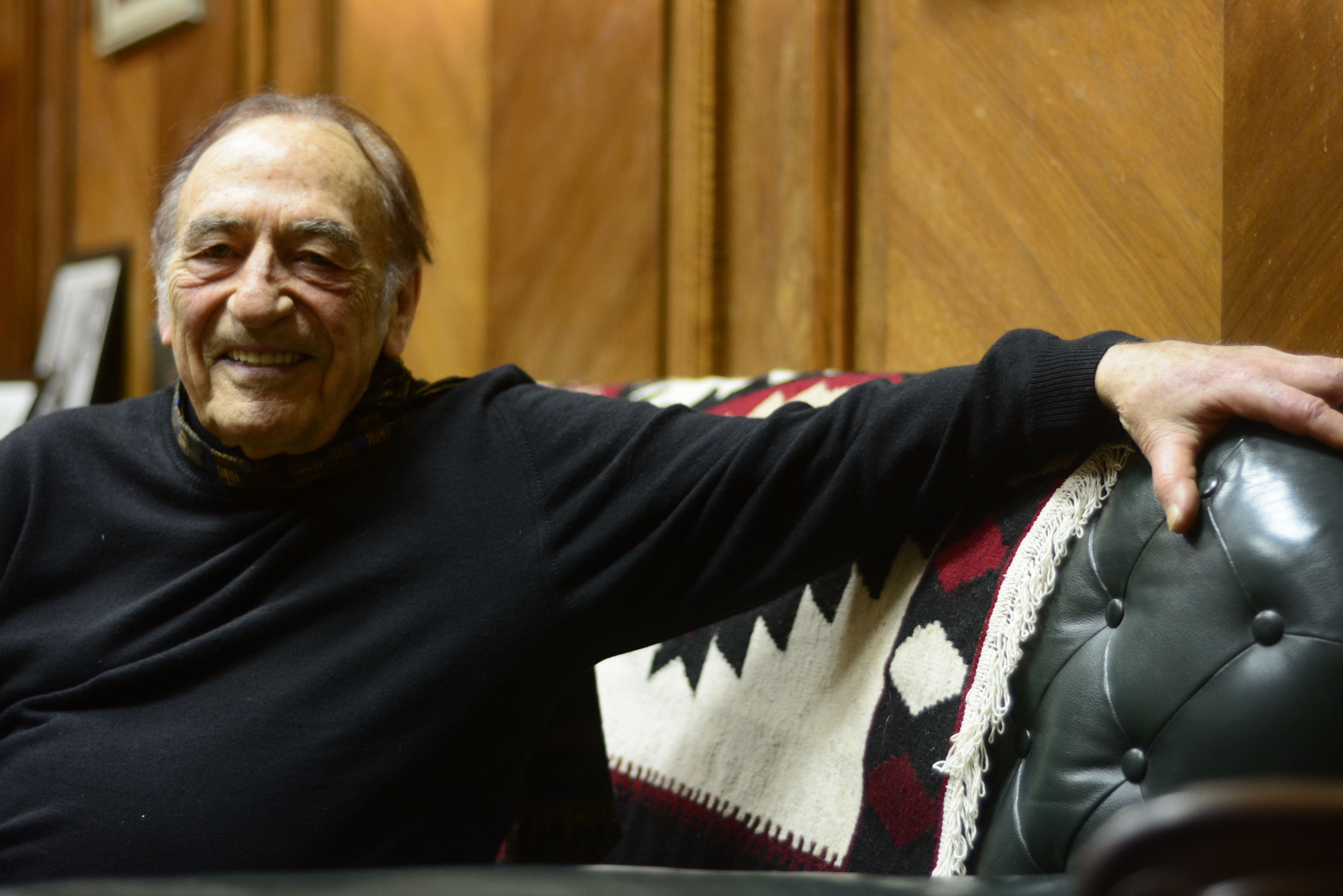 Estrella, el hombre que puede resignificar a Chopin o a Mozart desde la política.