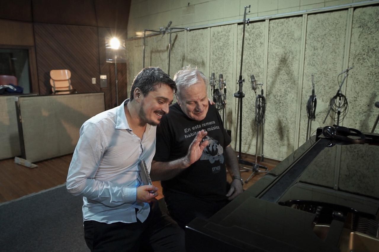 Franco Luciani y "Pepe" Colángelo, distintas generaciones para una misma pasión artística. 