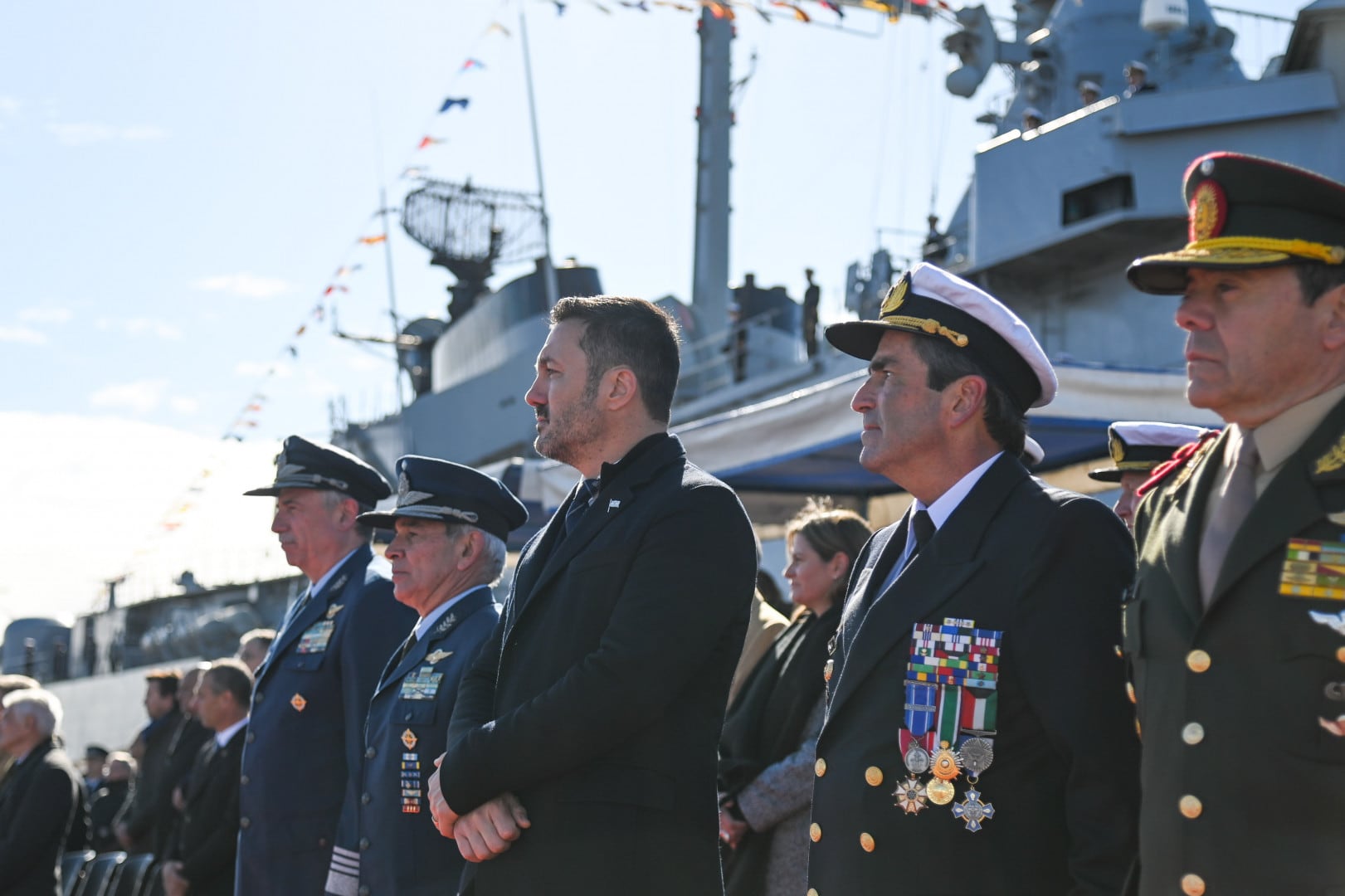 La Marina entrena a sus miembros en operativos "antitumultos".