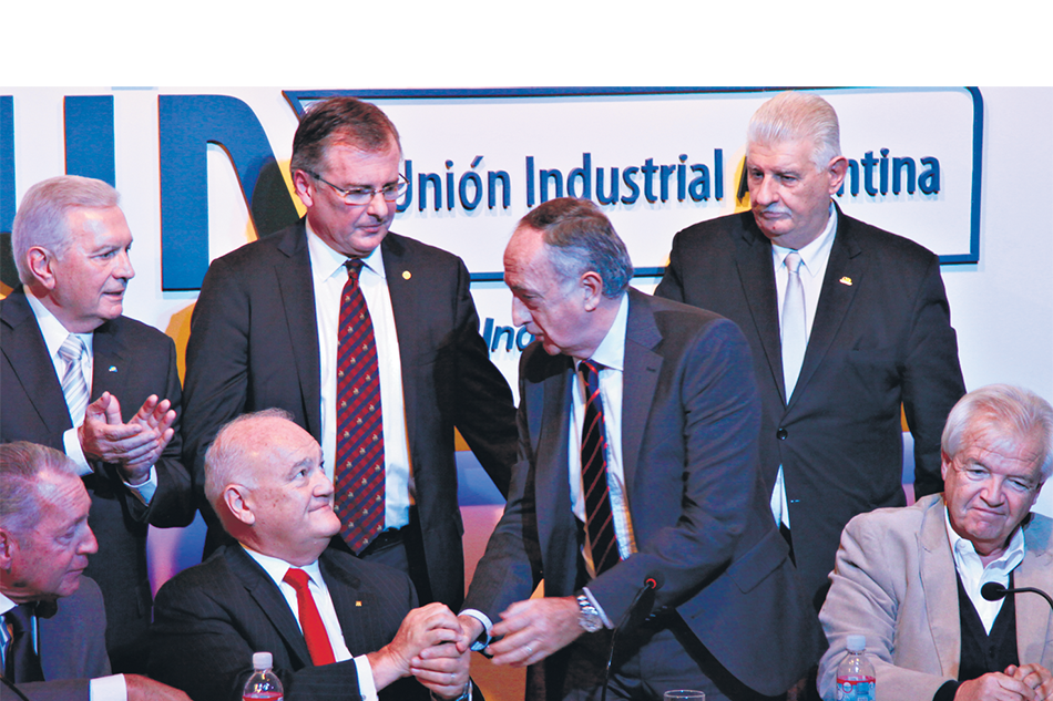 “Hay sectores que invierten y otros que no porque no les dan los números”, afirmó Miguel Acevedo, nuevo titular de la UIA.