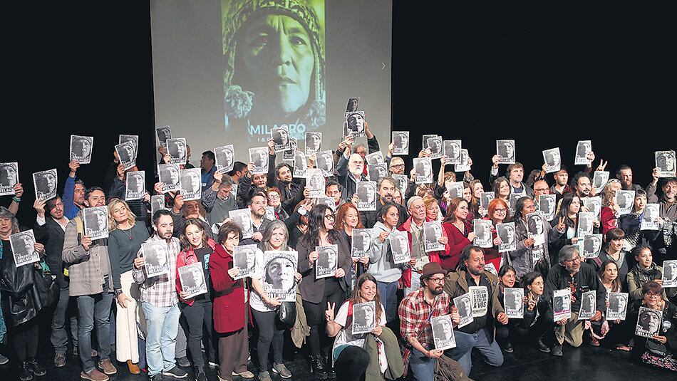 Luego de la proyección, los invitados reclamaron la libertad de Milagro Sala.