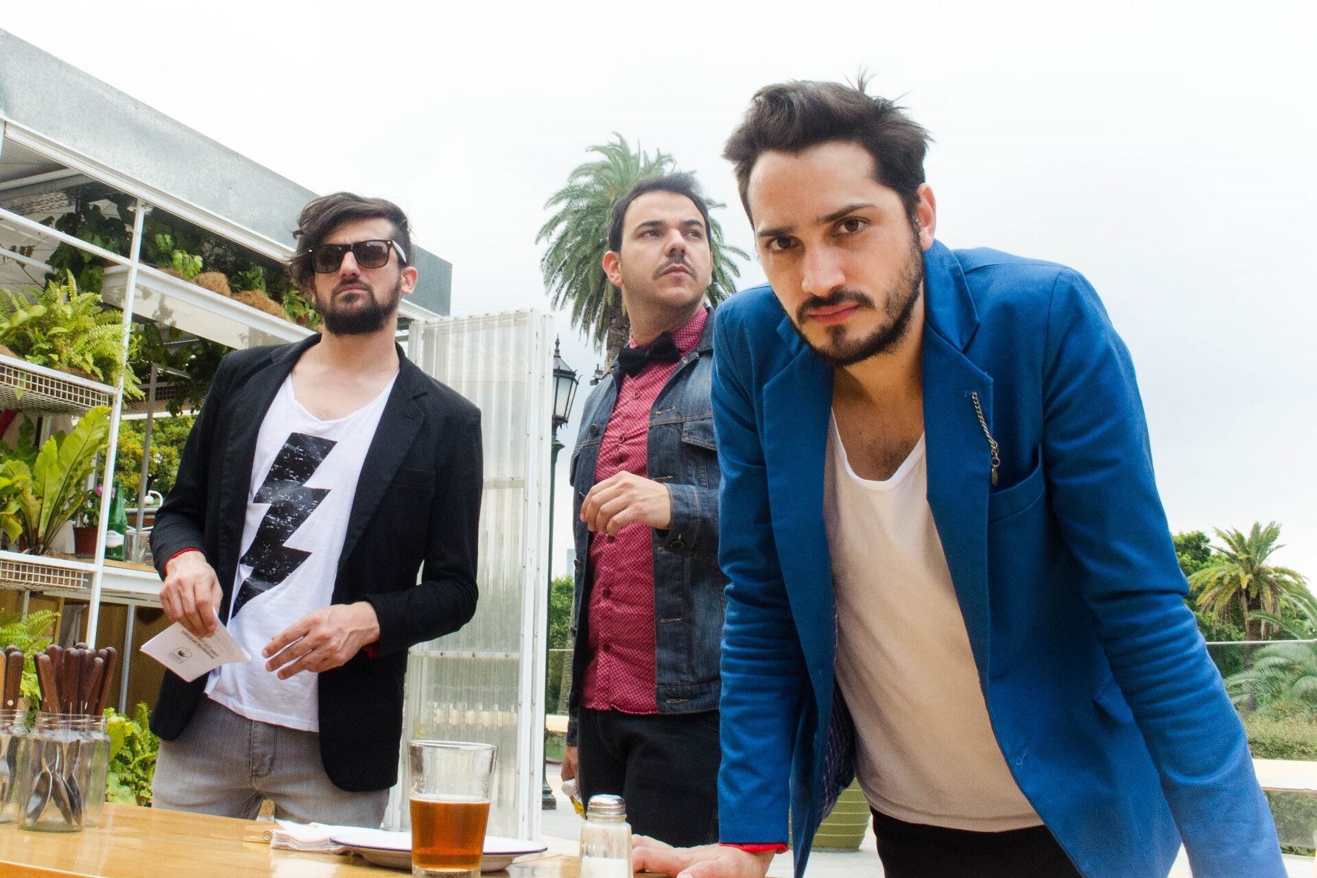 Este viernes, Cuentos Borgeanos hará su recital despedida online. Y el sábado, su cantante Abril Sosa meterá show solista.