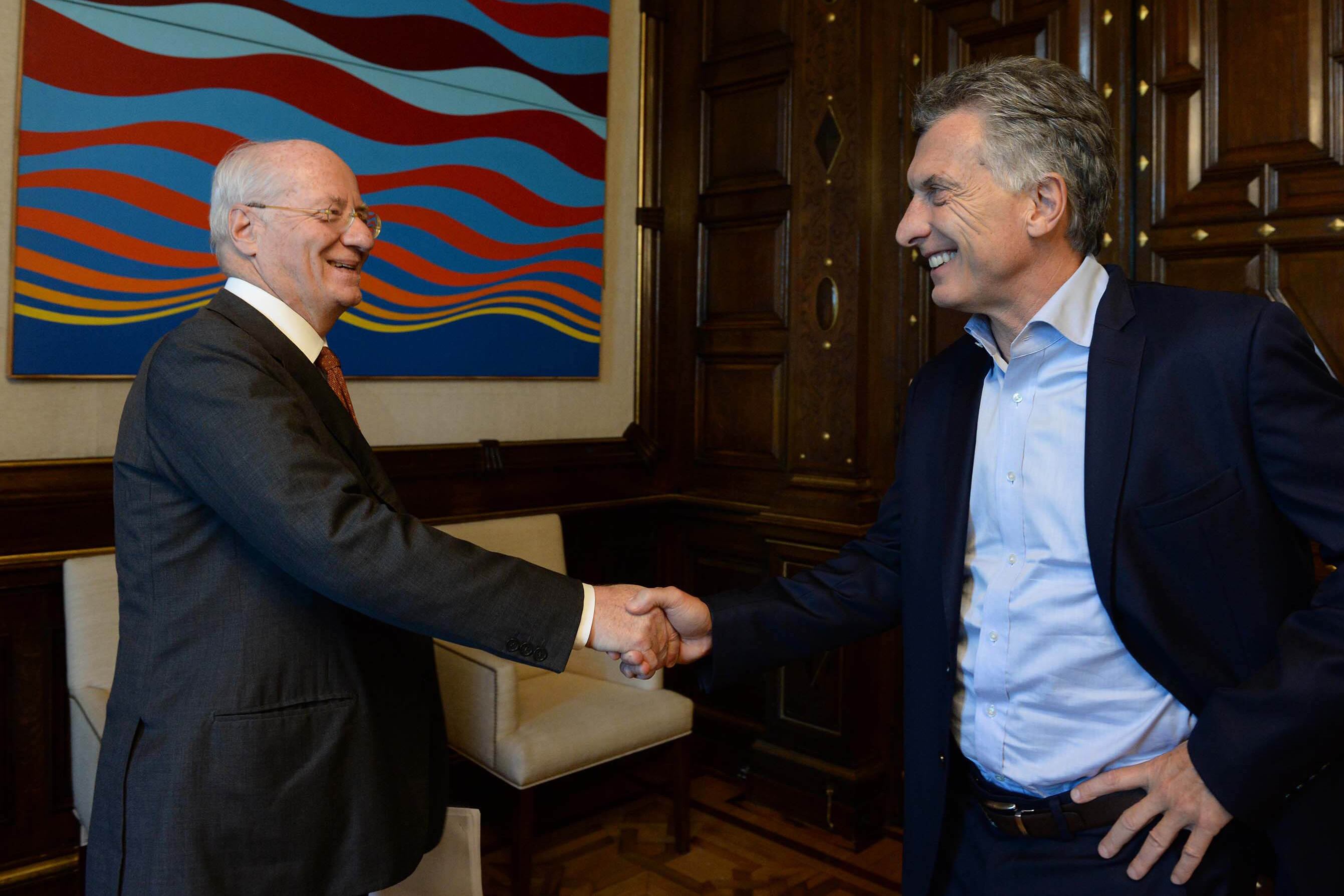 Paolo Rocca, titular de Techint, junto al entonces presidente Mauricio Macri.