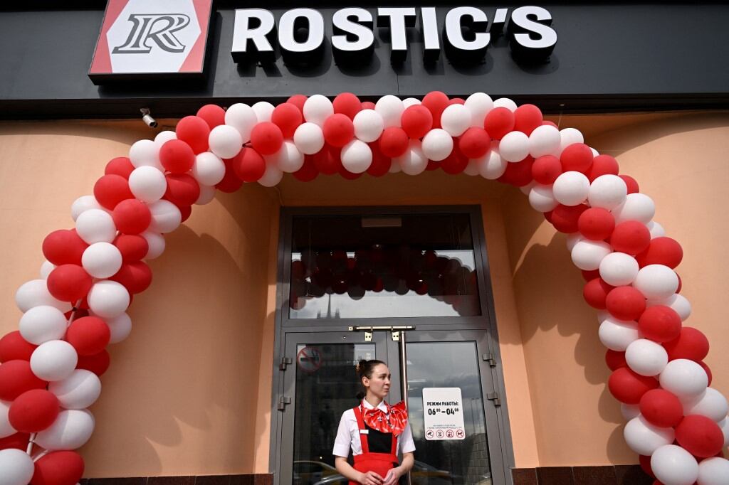 Según el propietario de la empresa detrás de Rostic's, un centenar de restaurantes KFC deben relanzarse (Foto: AFP)