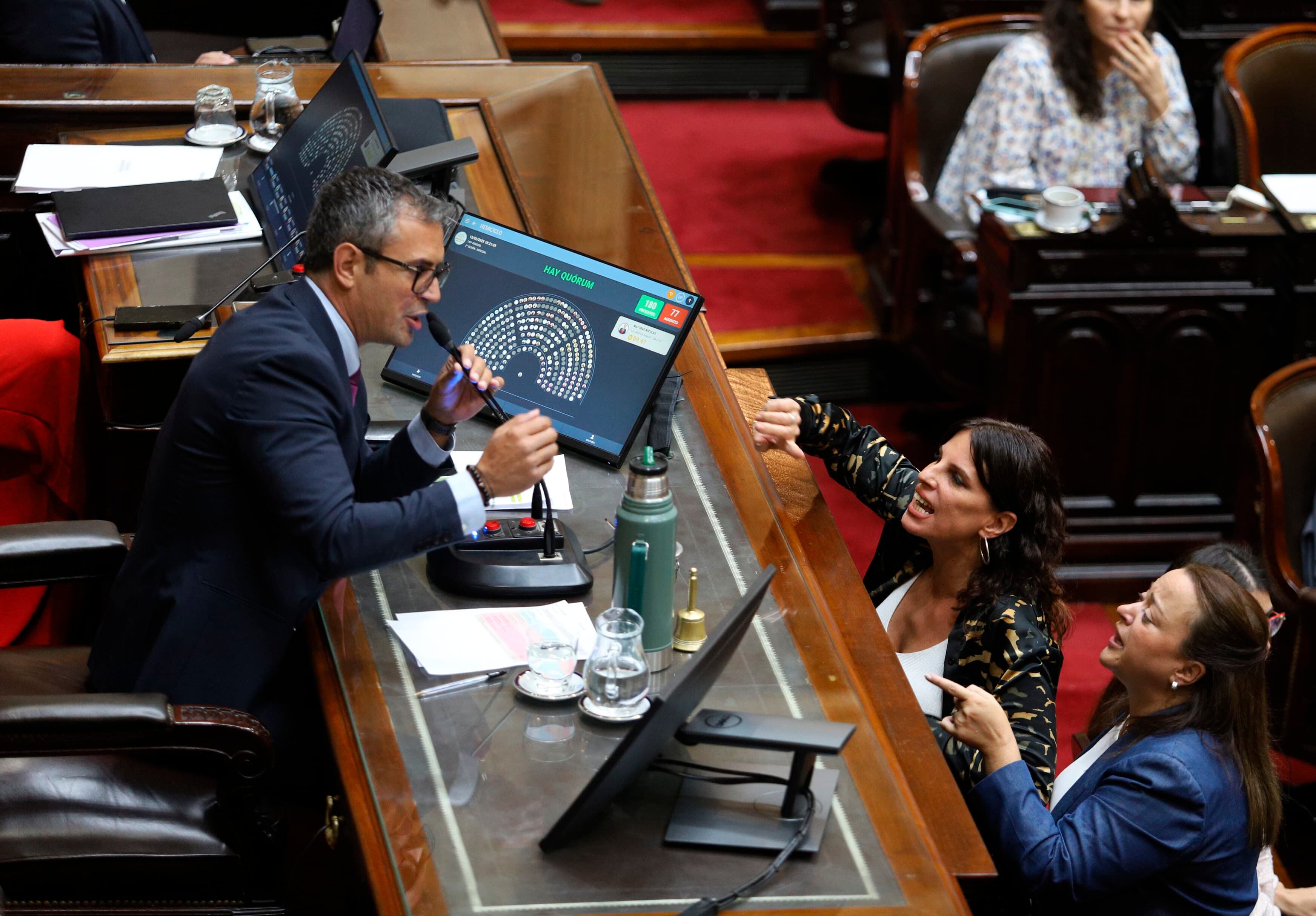 Martín Menem tendrá que enfrentar una semana crítica.