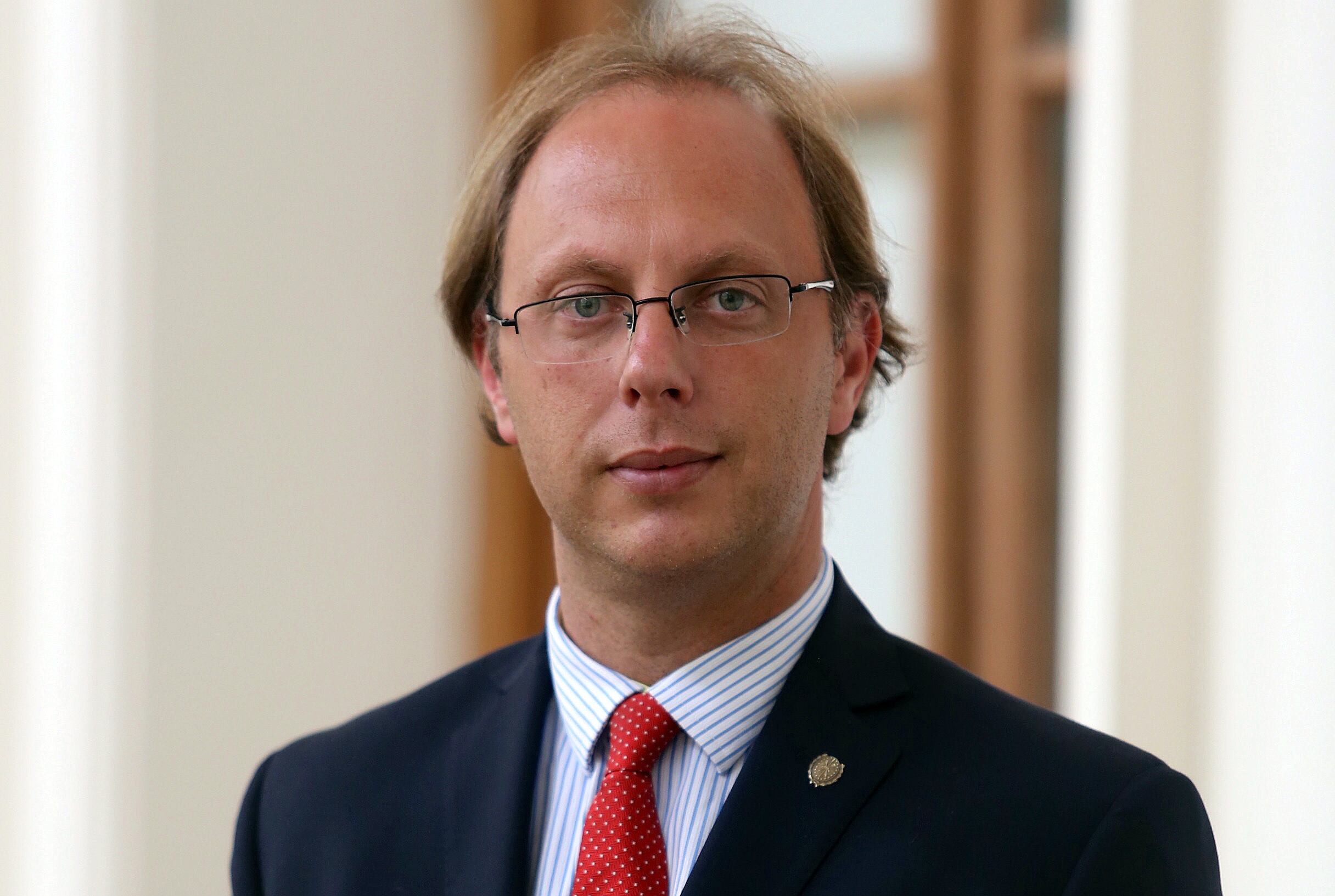 El ministro de Economía santafesino le entró duro a Cantard y al gobierno nacional.