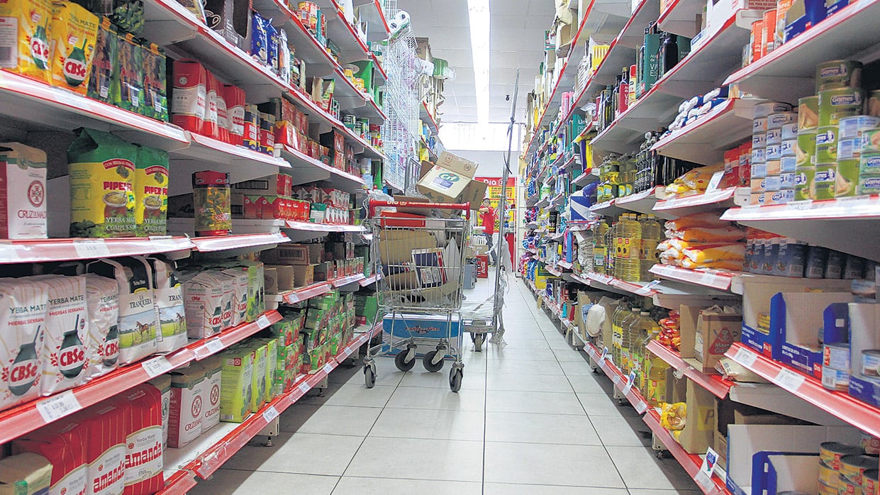 La medición de la CGT arrojó una inflación del 2,7 por ciento en diciembre y del 27,1 en el año.