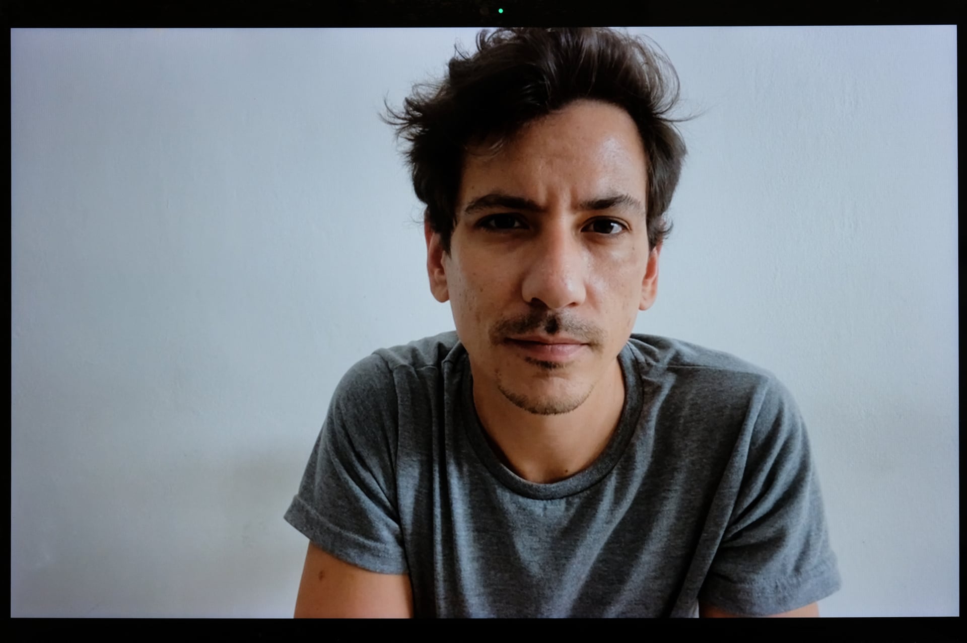 Aunque estudió cine y piensa en hacer doblaje, Solá generó una obra sensible y potente que copó las redes y bibliotecas.