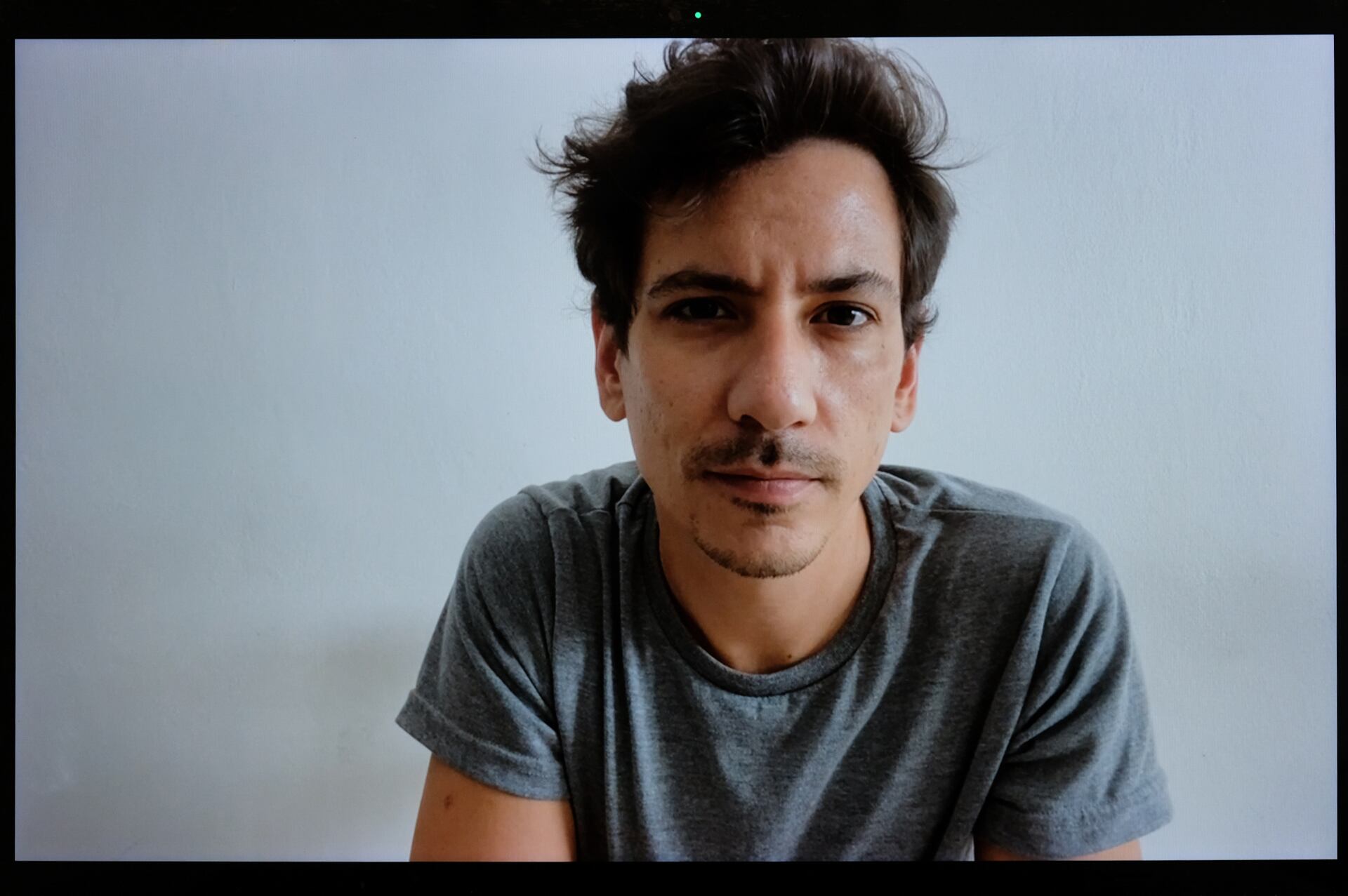 Aunque estudió cine y piensa en hacer doblaje, Solá generó una obra sensible y potente que copó las redes y bibliotecas.