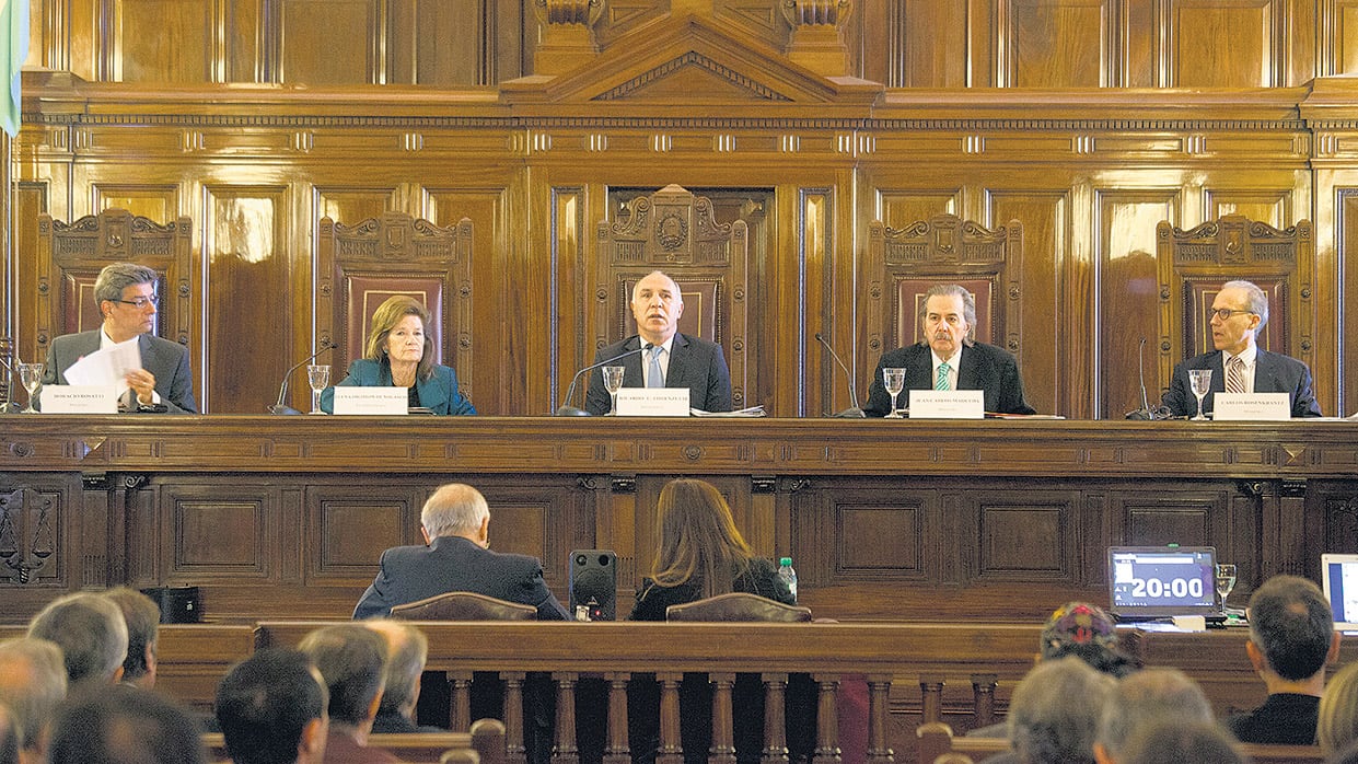 Entre otras cuestiones, no se puede acceder a las declaraciones juradas de los jueces de la Corte Suprema.