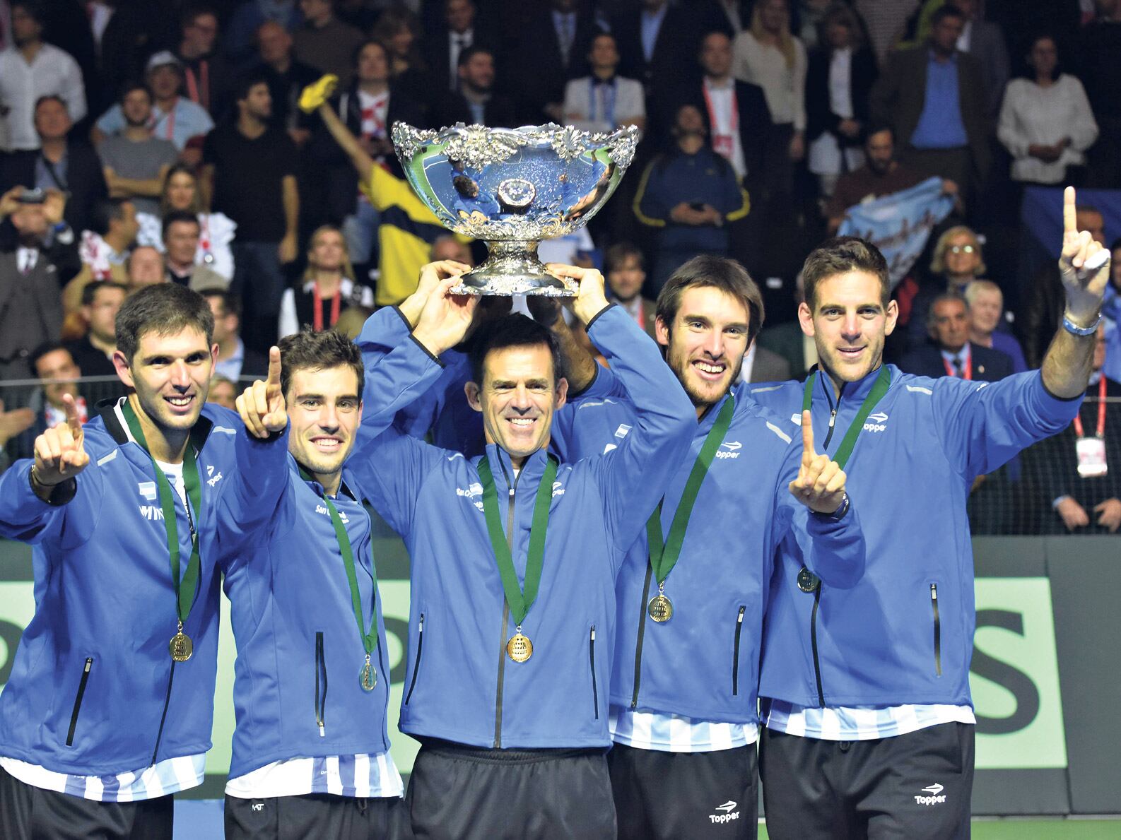 Orsanic levanta la Davis tars la histórica victoria en Zagreb: desde hoy ya no es más el capitán.