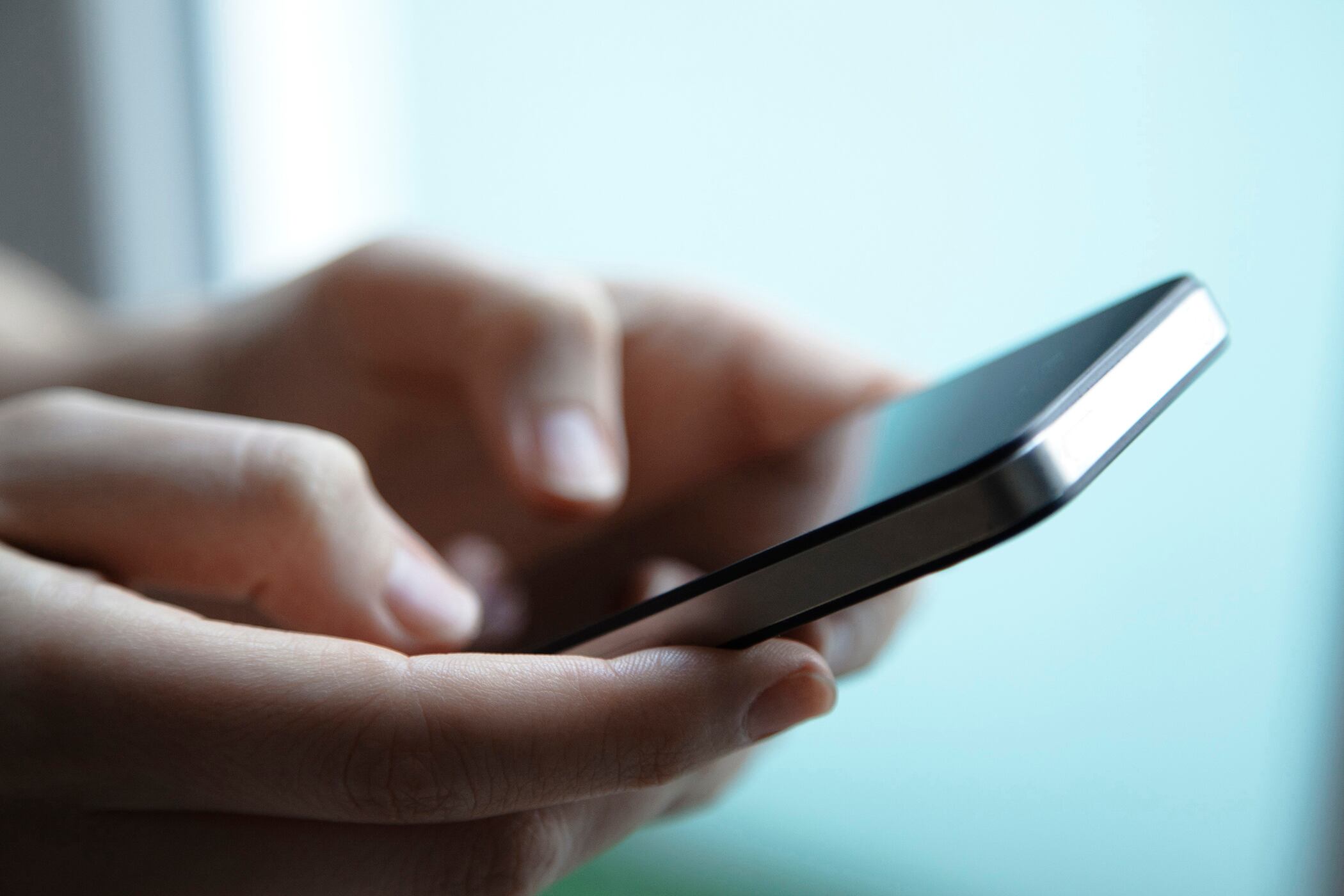 Los celulares importados dejarán de pagar los aranceles del 16 por ciento