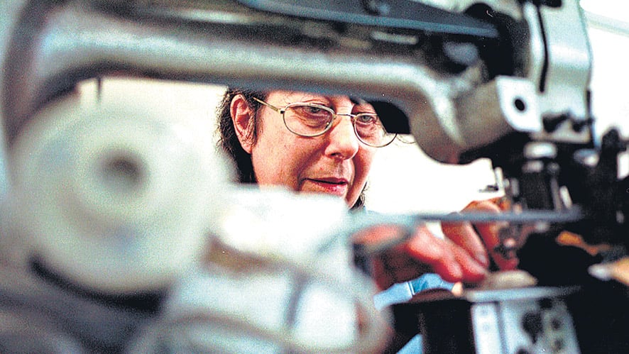 En confección de prendas de vestir, la demanda de energía se derrumbó 26,3 por ciento.