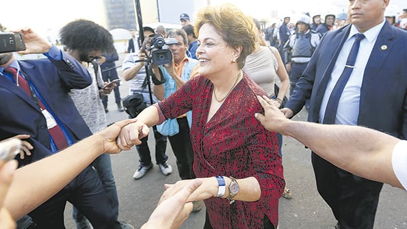 Dilma Rousseff lidera las intenciones de voto para conseguir una banca en el Senado brasileño.
