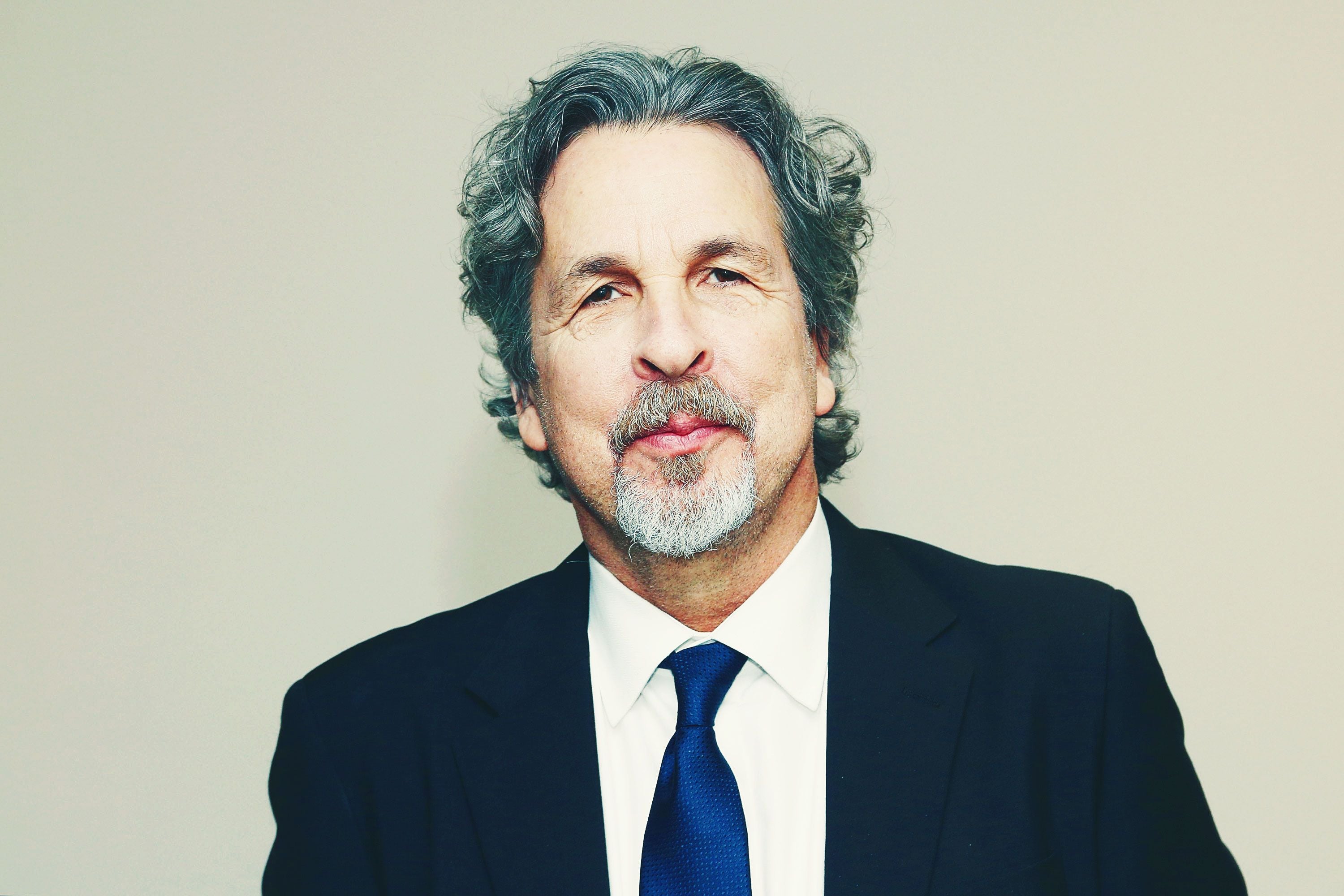 Farrelly conoció la historia de Donohue viendo un documental en YouTube.