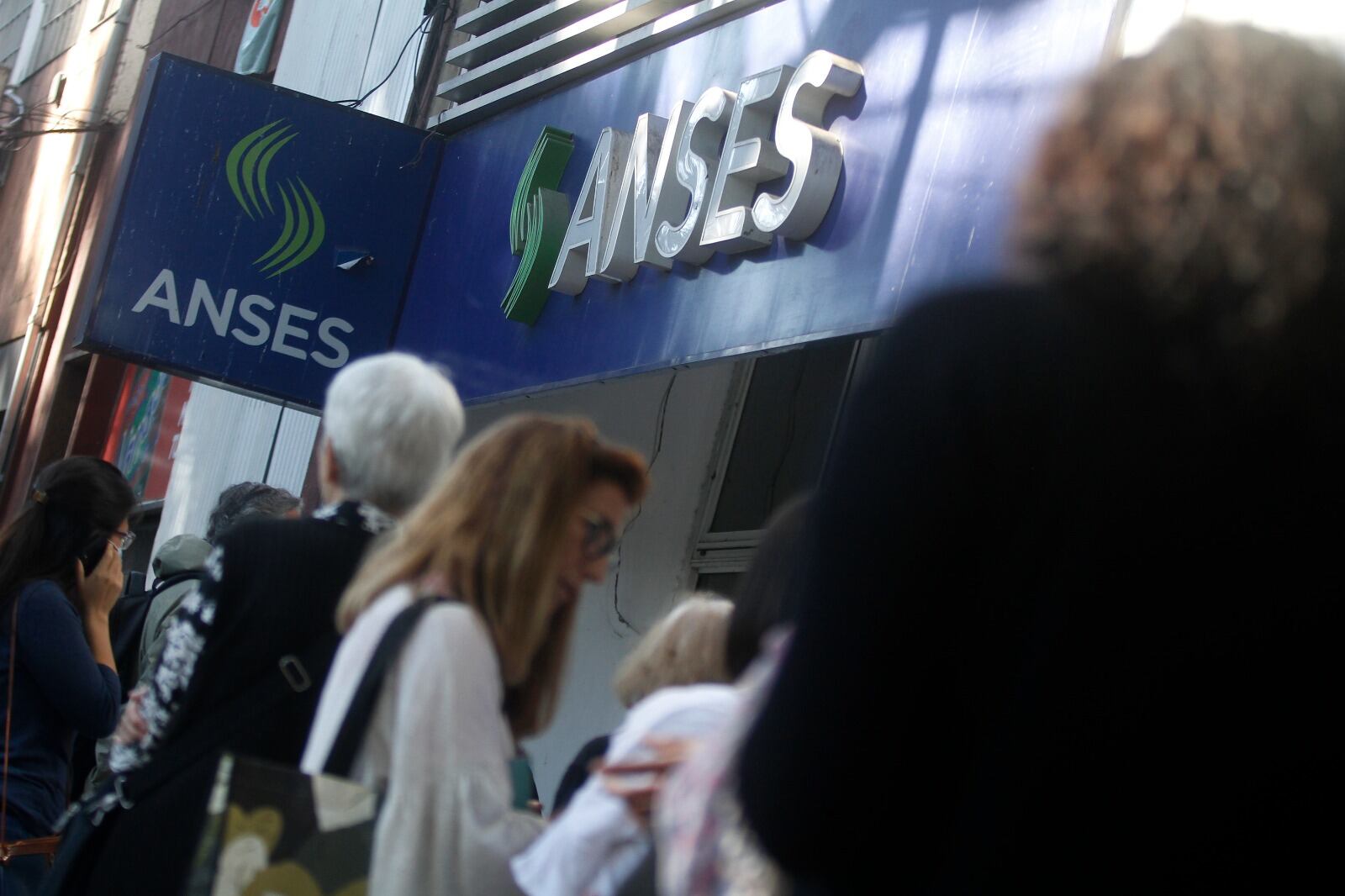 La mínima, con bono, quedá en 276.931 pesos durante el mes que viene.