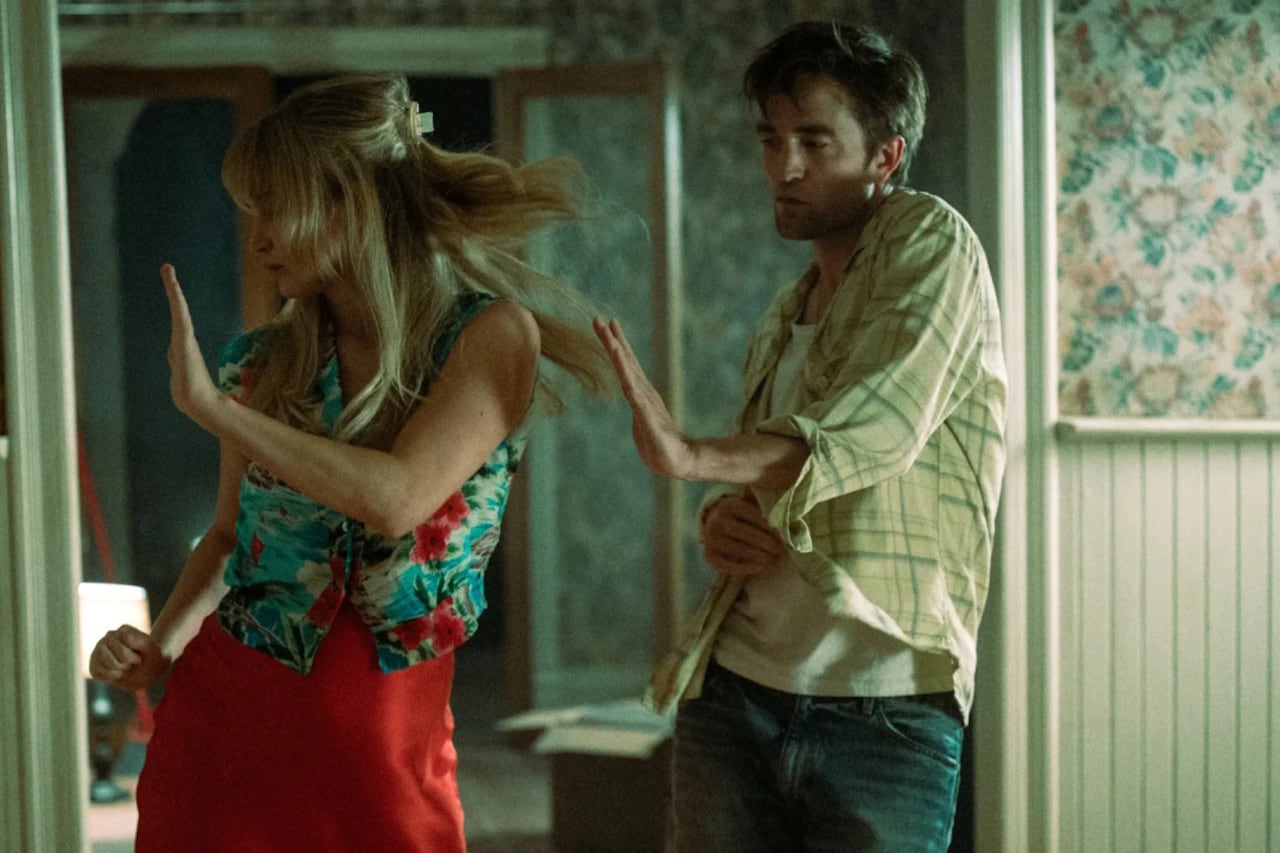 Jennifer Lawrence y Robert Pattinson ofrecen actuaciones comprometidas.