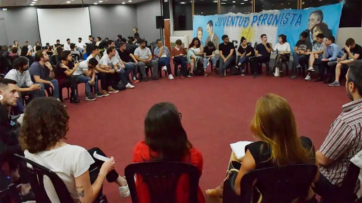 Cientos de militantes participaron de la Jornada de reflexión