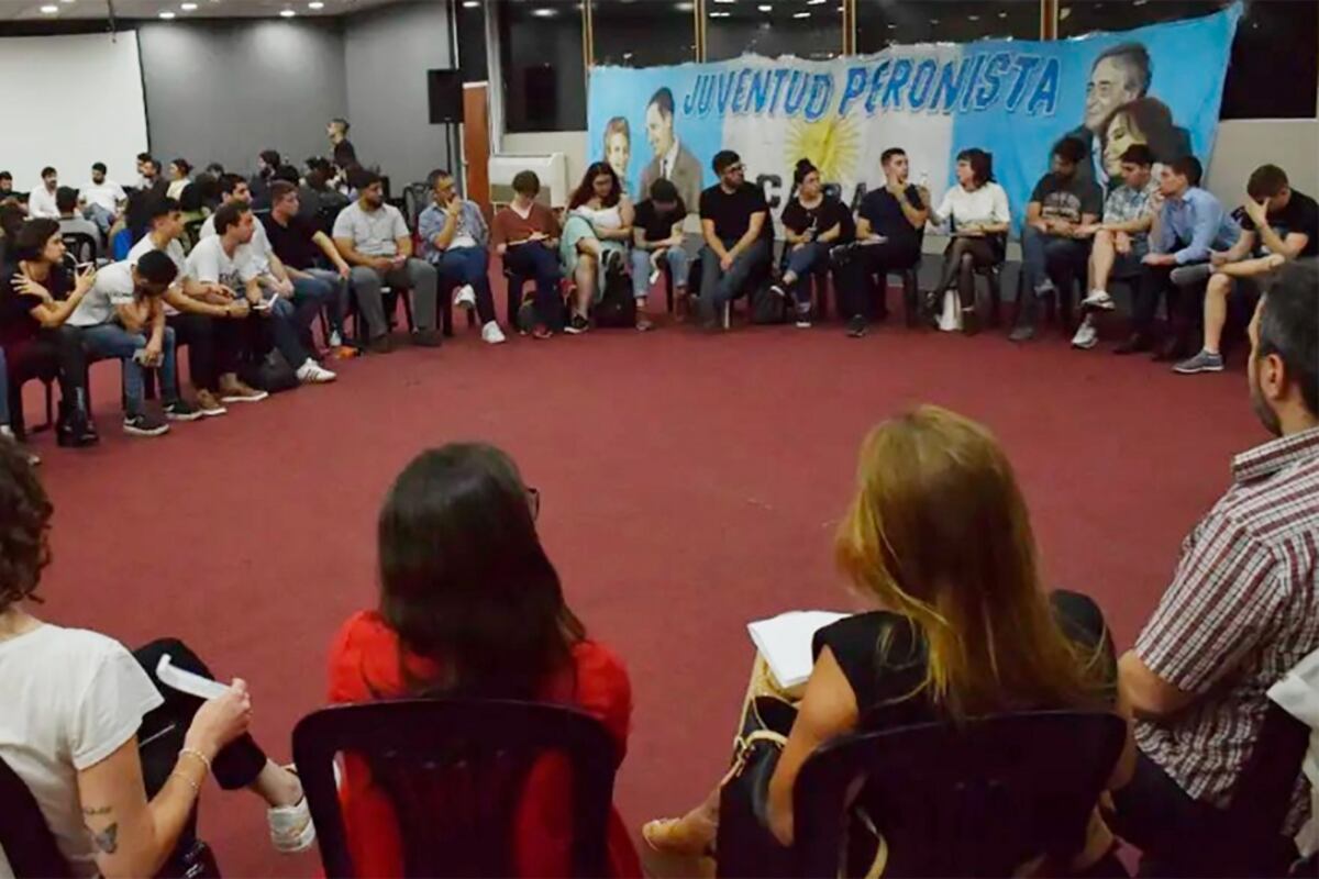 Cientos de militantes participaron de la Jornada de reflexión