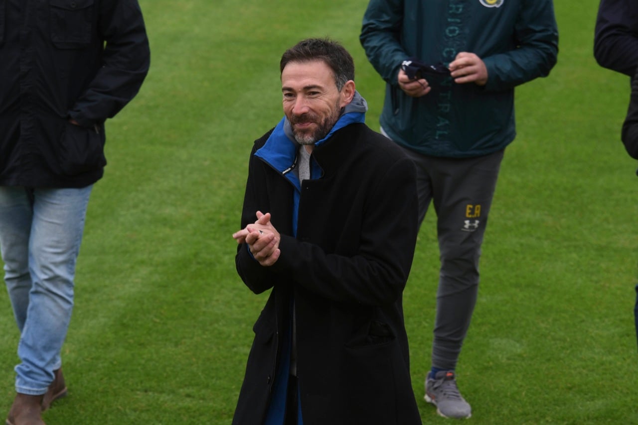 Cristian González, flamante DT de Central.