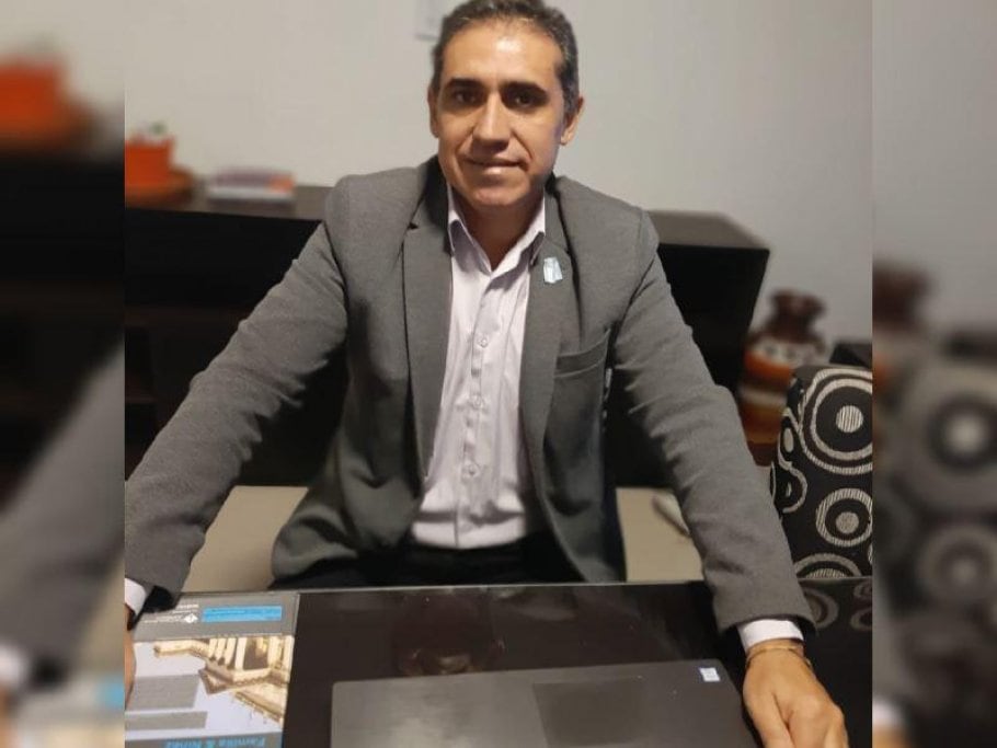 La organización de los Premios de Internet 2022 destacó que el magistrado "ha dictado resoluciones inéditas a los fines de 'Humanizar la Justicia'''. Foto: Sitio Día Mundial de la Internet