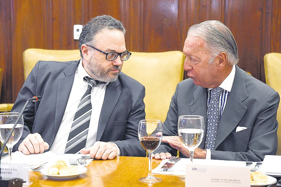 El ministro Matías Kulfas y el abogado y representante de las empresas de alimentos Daniel Funes de Rioja