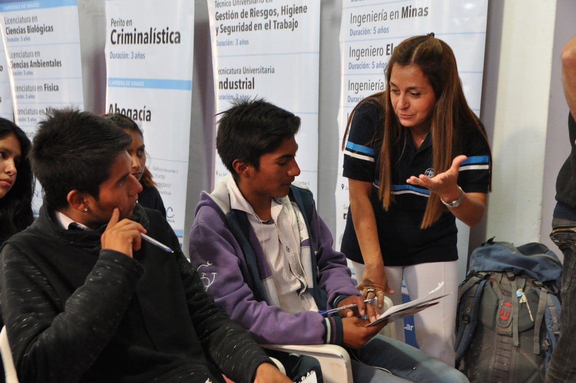 Gabriela Toloza en pleno trabajo