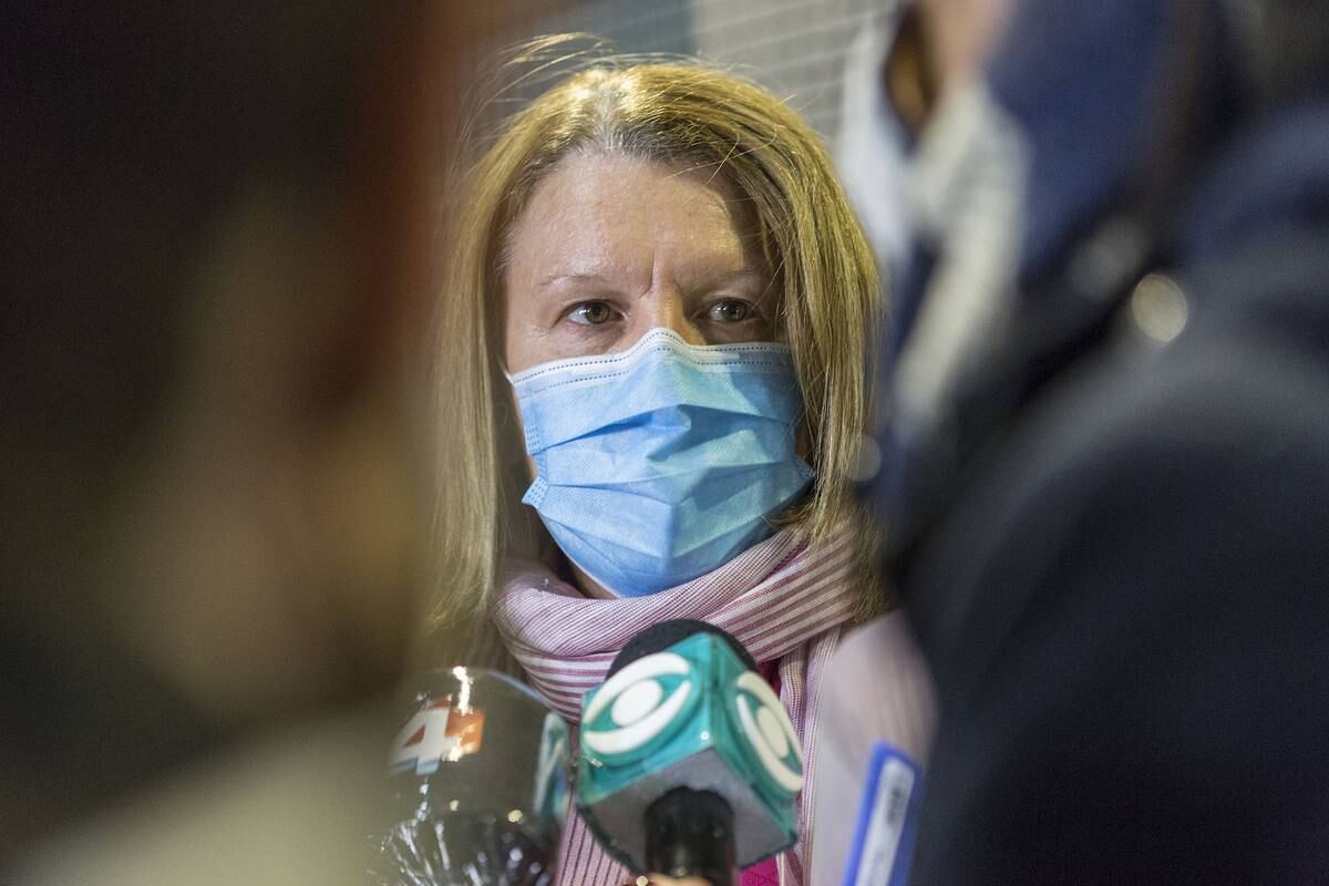 Fiscal Darviña Viera.