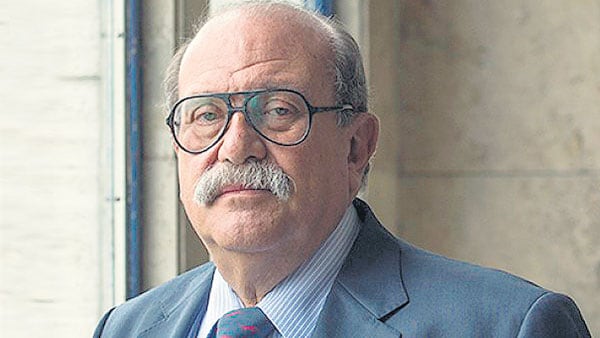 El fiscal Jorge Di Lello investigará la venta durante mayo de dólar futuro.