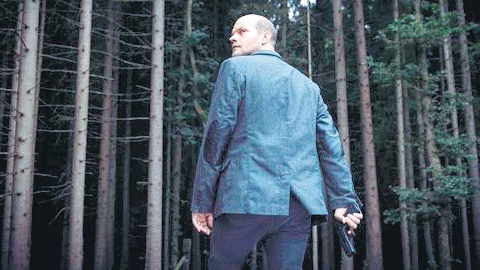 La Trêve parte desde algunas convenciones del género para construir una historia de violencia contenida.