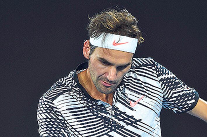 Federer dio cuenta de Melzer.