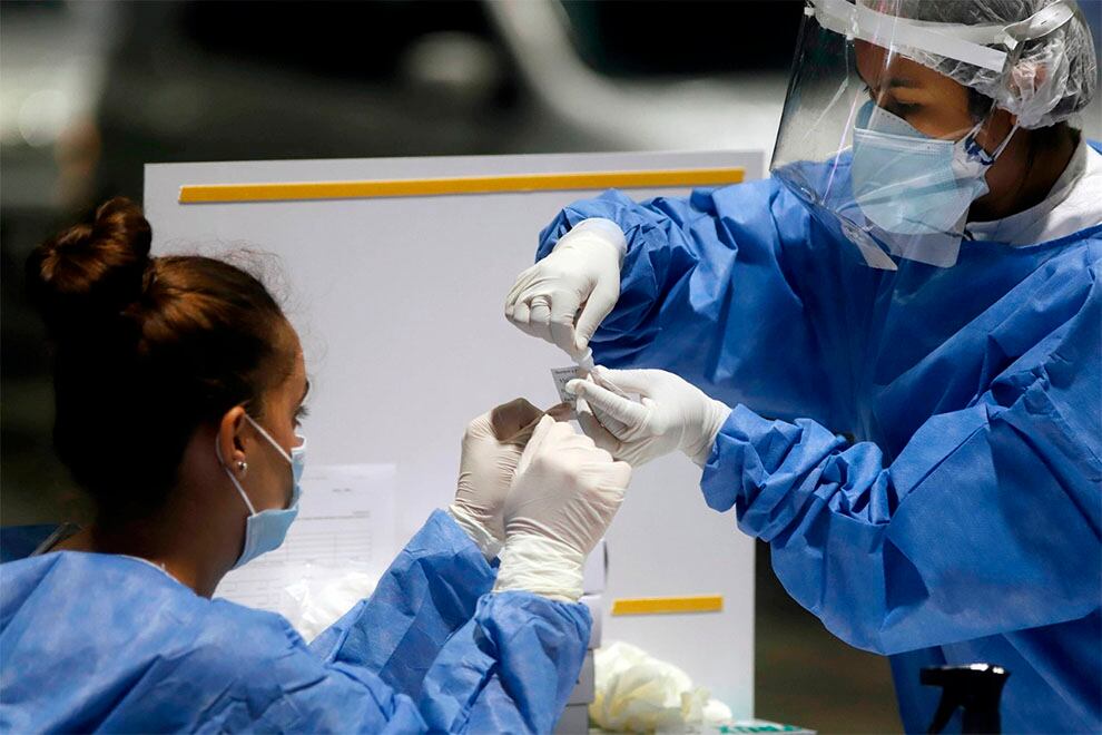 Permanecen internados en cuidados intensivos 3530 pacientes.