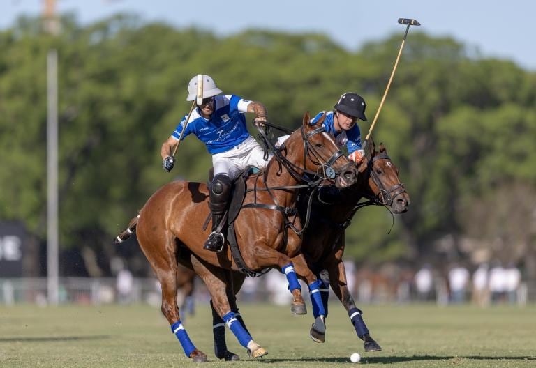 El equipo de los hermanos Pieres debutó con un éxito