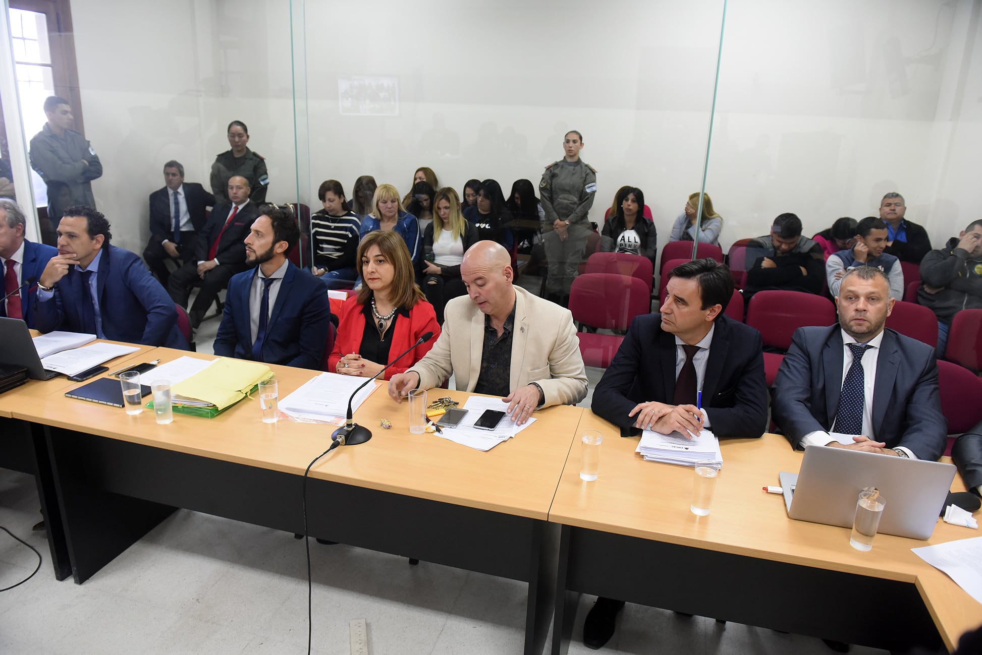 Hermanas y esposas de Los Monos también están en el grupo de fue inhibido por la justicia.