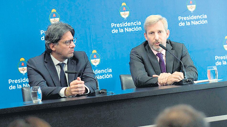 Germán Garavano y Rogelio Frigerio luego de la reunión de gabinete.