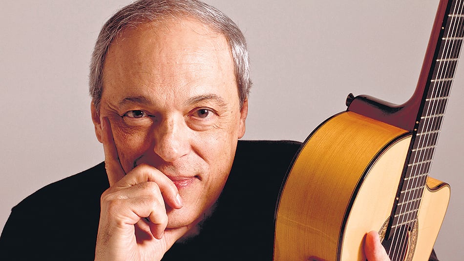 “En Brasil hay una democracia practicada como debe ser”, sostiene Toquinho.