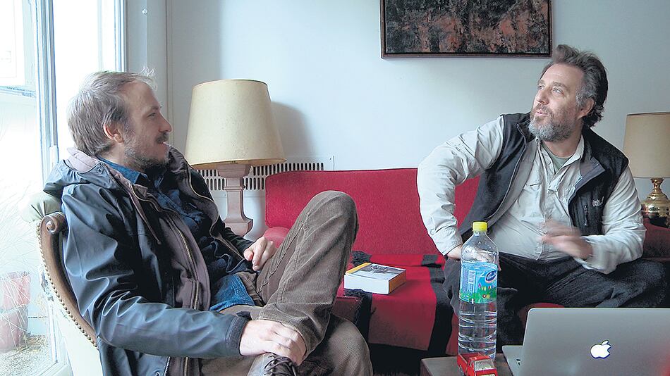 Masllorens con Mariano Llinás, en la presentación de Balnearios, que se verá a partir de hoy.